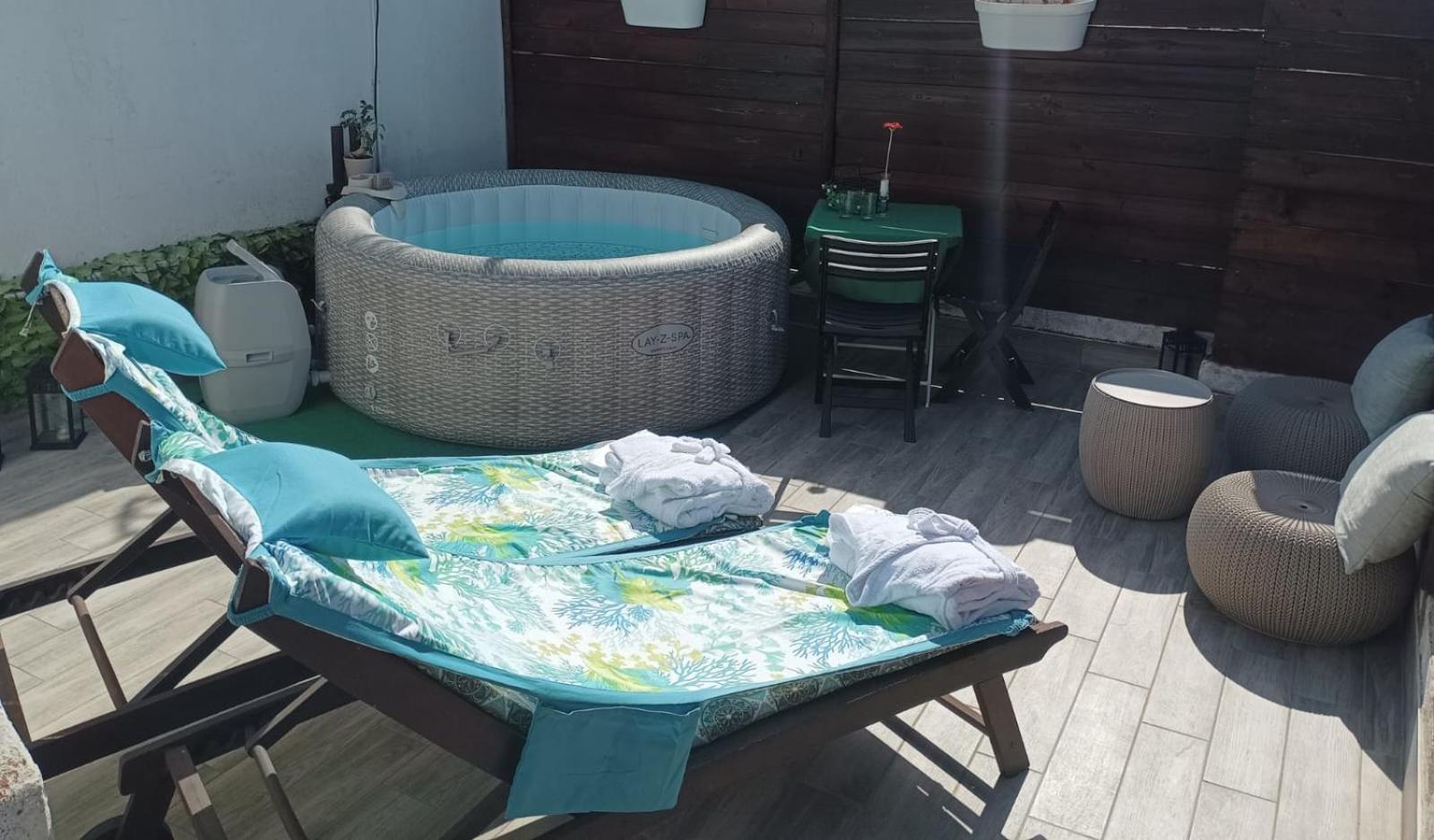 Bella Mbriana Panzió Nápoly Kültér fotó